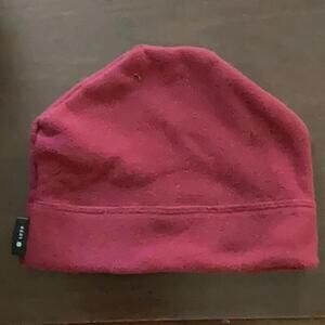 Eddie Bauer Beanie hat Maroon OSFA NWOT
